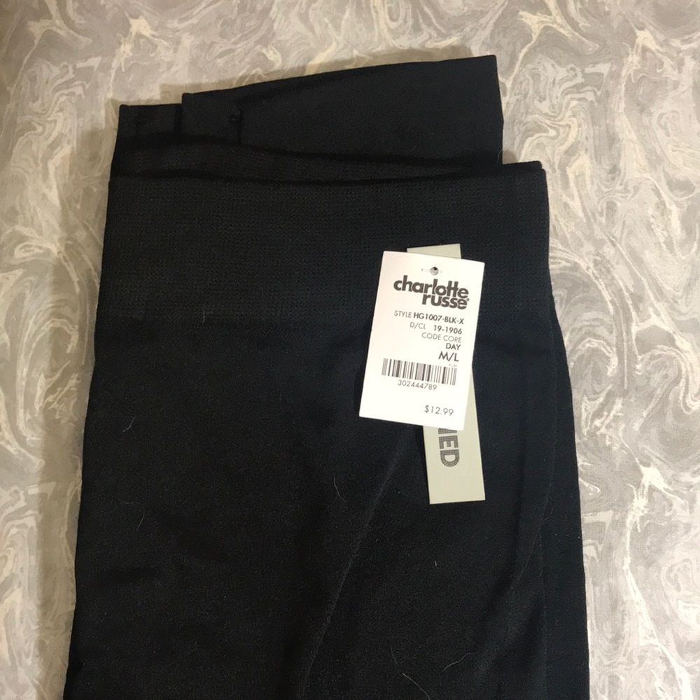 Black leggings
